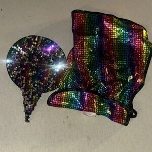 Pet. Colorful Sequin Hat & Cape